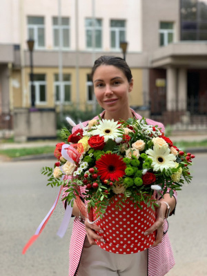 Большая коробка с цветами