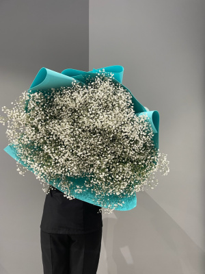 Букет-гигант из белой гипсофилы