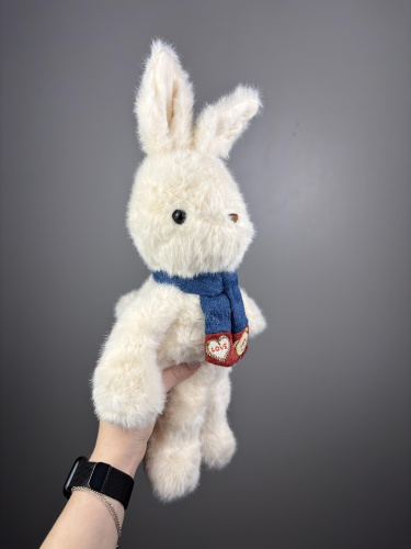 Зайка в шарфике